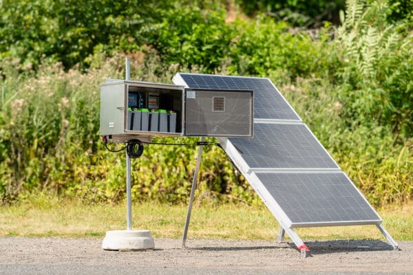 Trimble Solar Power Kit (large, ground mount) - Image 12